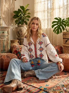 Misa Los Angeles White Open V-neck Long Sleeve Top With Embroidery